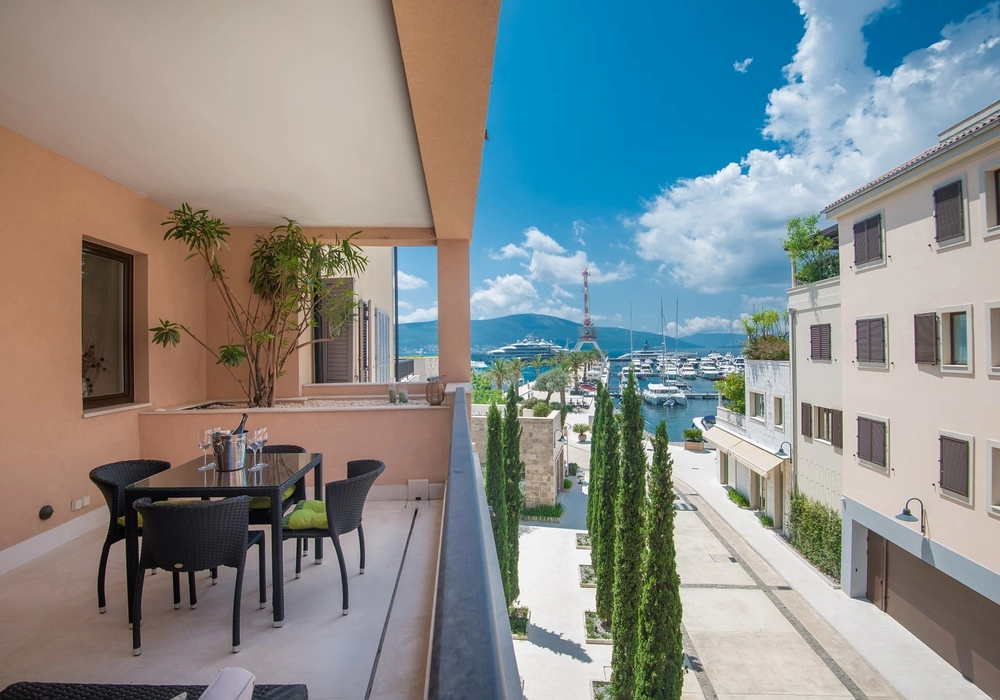 Trosoban-stan-u-Porto-Montenegru-Gorica-Tivat-5 Trosoban stan 201 m² – Gorica, Tivat — fotografija 6