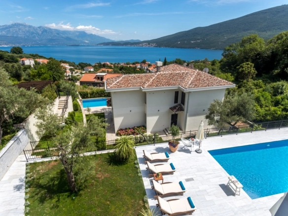 Kuća – Đenovići, Herceg Novi — fotografija 3