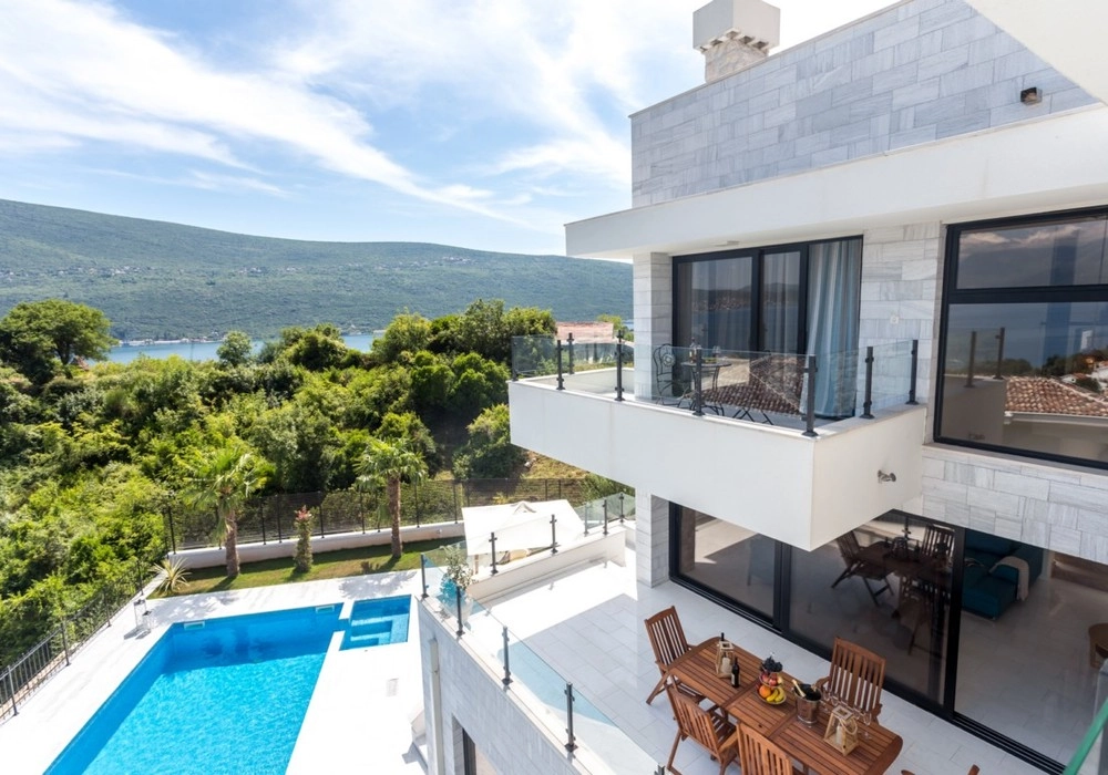 Kuca-sa-bazenom-u-DJenovicima-Herceg-Novi-3 Kuća – Đenovići, Herceg Novi — fotografija 4