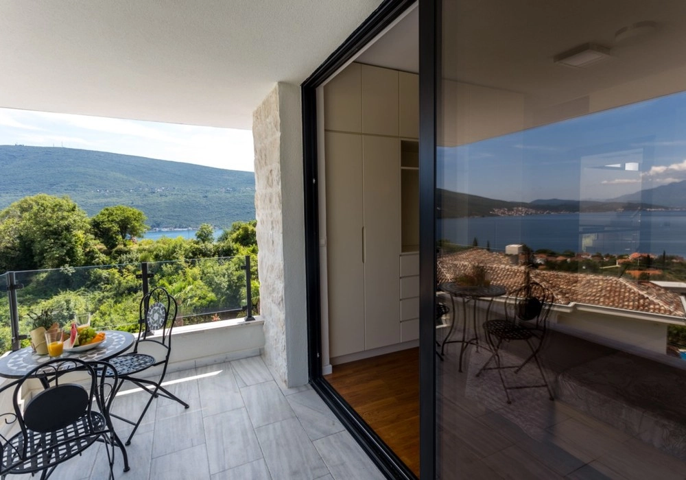 Kuca-sa-bazenom-u-DJenovicima-Herceg-Novi-9 Kuća – Đenovići, Herceg Novi — fotografija 10