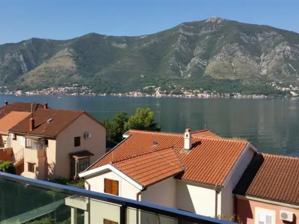 Kuća 250 m² – Dobrota, Kotor — fotografija 7