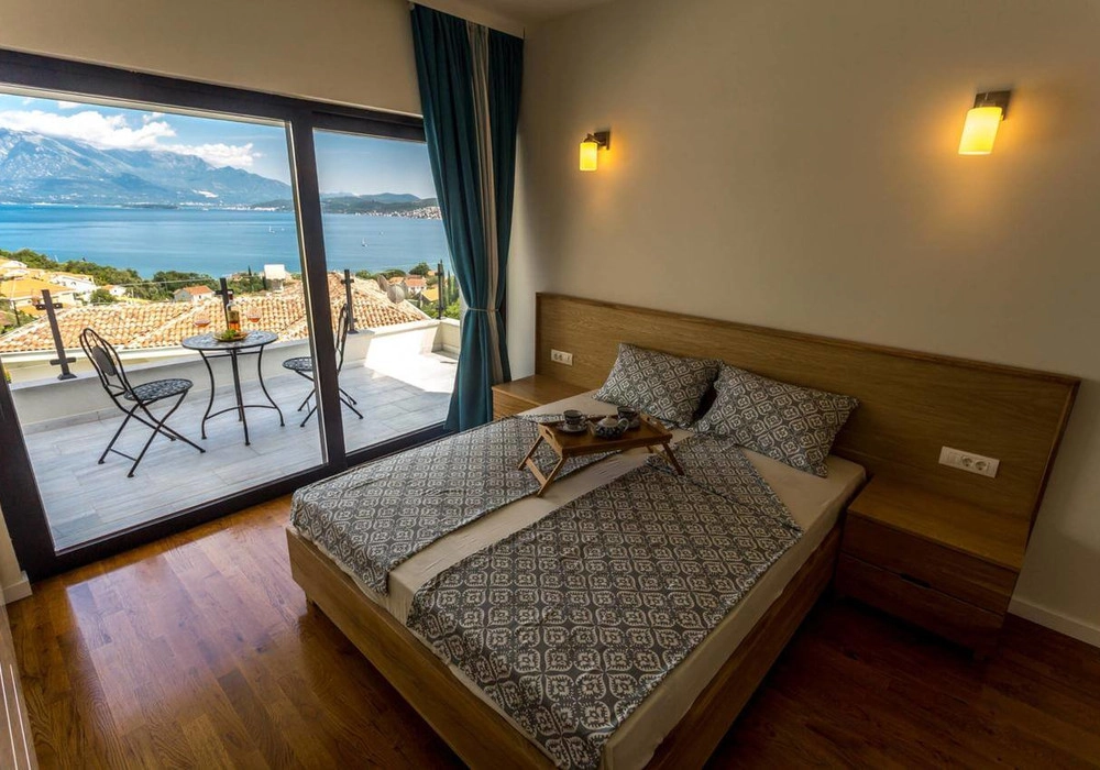 Vila-s-bazenom-u-DJenovicima-Herceg-Novi-14 Kuća 350 m² – Đenovići, Herceg Novi — fotografija 15