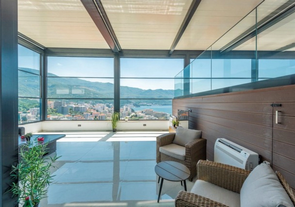 Penthaus-sa-bazenom-u-Becicima-Budva-1 Stan 300 m² – Bečići, Budva — fotografija 2