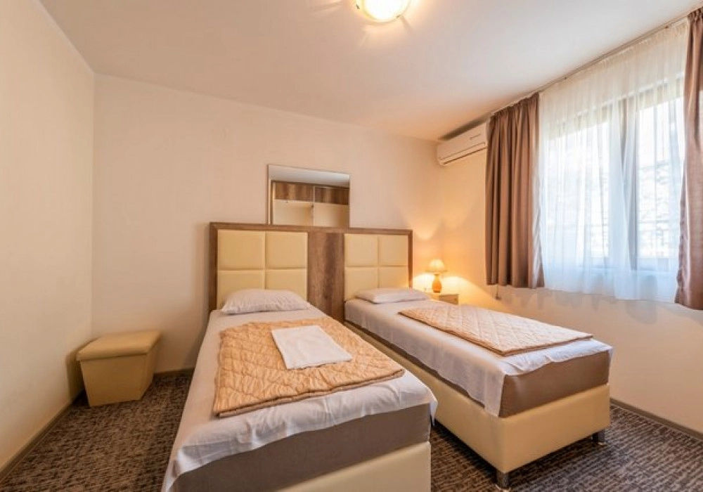 Kuca-sa-bazenom-u-Blizikucama-Budva-10 Kuća – Blizikuće, Budva — fotografija 11