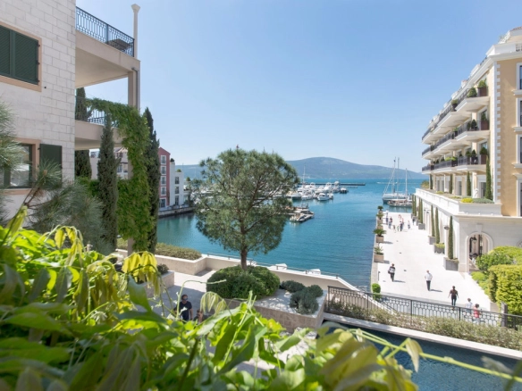 Trosoban stan 167 m² – Gorica, Tivat — fotografija 2