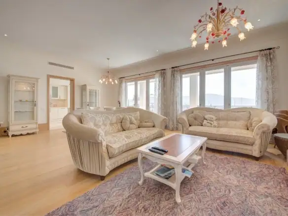 Četvorosoban stan 216 m² – Gorica, Tivat — fotografija 3