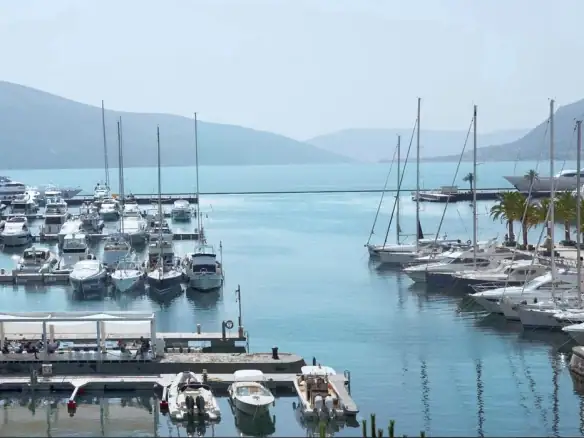 Četvorosoban stan 216 m² – Gorica, Tivat — fotografija 12