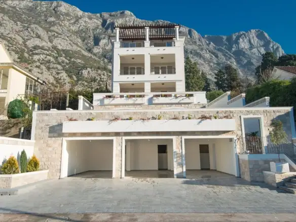 Kuća 536 m² – Dobrota, Kotor — fotografija 3