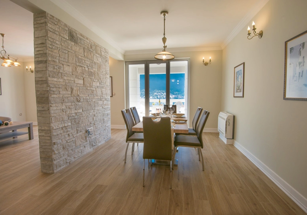 Kuca-sa-bazenom-i-pogledom-na-more-u-Dobroti-Kotor-9 Kuća 536 m² – Dobrota, Kotor — fotografija 10