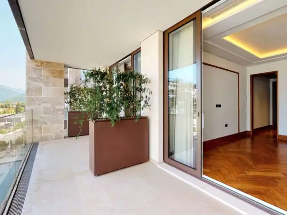 Trosoban stan 178 m² – Gorica, Tivat — fotografija 12