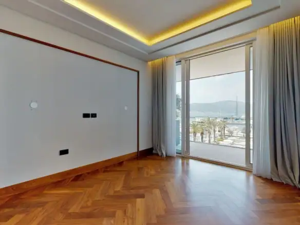 Trosoban stan 178 m² – Gorica, Tivat — fotografija 8