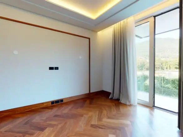 Dvosoban stan 175 m² – Gorica, Tivat — fotografija 2