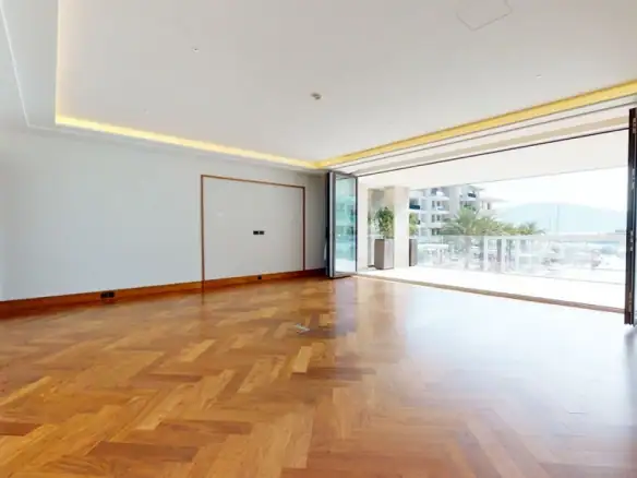 Dvosoban stan 175 m² – Gorica, Tivat — fotografija 10