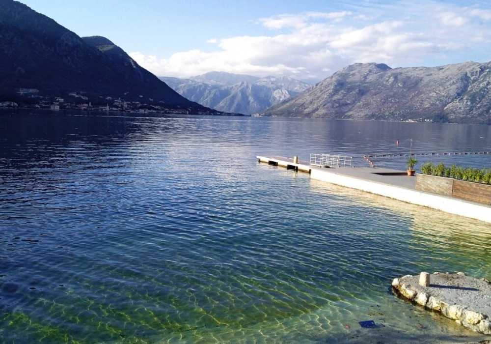 Kamena-kuca-uz-more-u-Dobroti-Kotor-9 Kuća – Dobrota, Kotor — fotografija 10