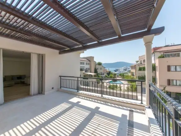 Dvosoban stan 151 m² – Gorica, Tivat — fotografija 11