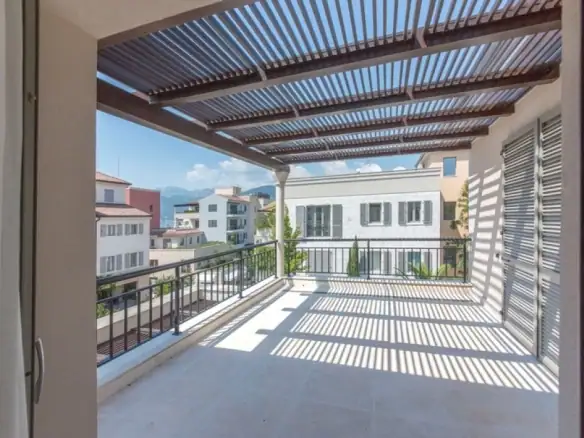 Dvosoban stan 151 m² – Gorica, Tivat — fotografija 12