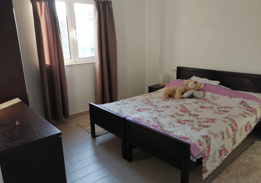 Zatvoreni-kompleks-vila-u-Bartuli-Bar-11 Kuća 1.200 m² – Bartula, Bar — fotografija 12