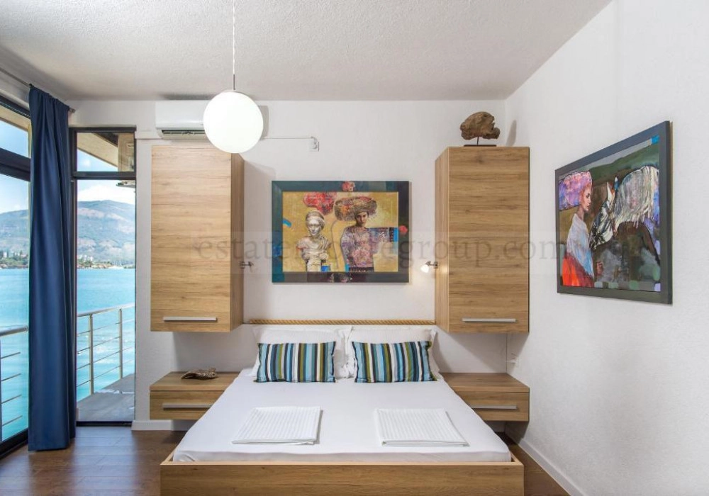Kuca-sa-privatnim-pristanistem-u-Krasicima-Tivat-7 Kuća – Krašići, Tivat — fotografija 8