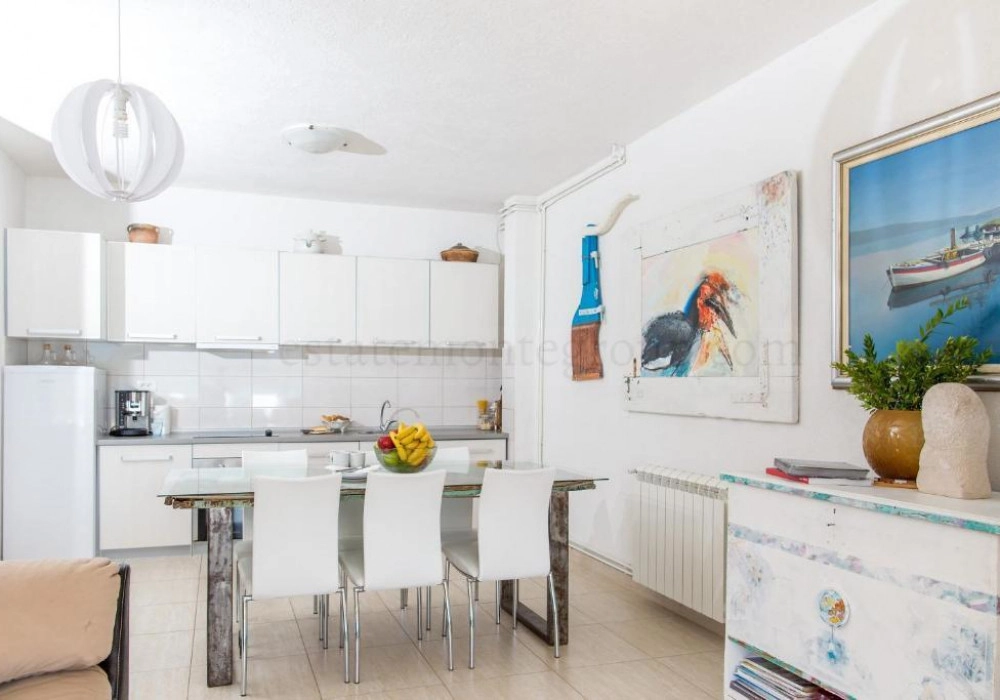 Kuca-sa-privatnim-pristanistem-u-Krasicima-Tivat-9 Kuća – Krašići, Tivat — fotografija 10