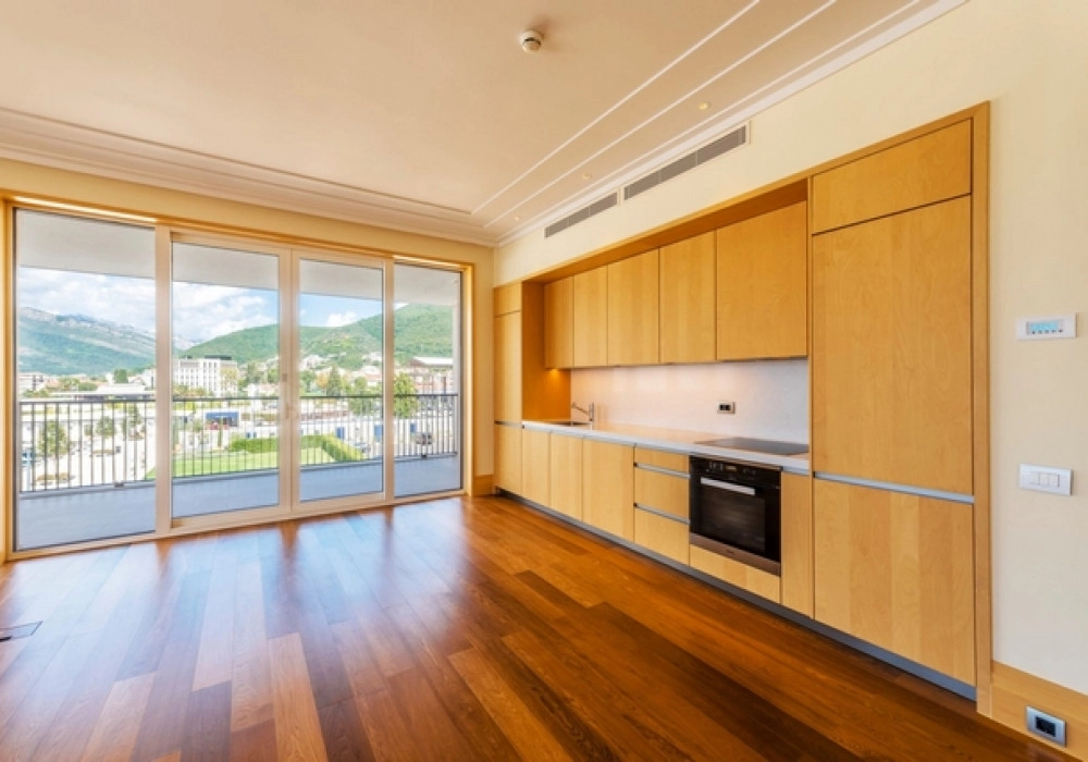 Dvosoban-stan-uz-more-u-Gorici-Tivat-3 Dvosoban stan 144 m² – Gorica, Tivat — fotografija 4