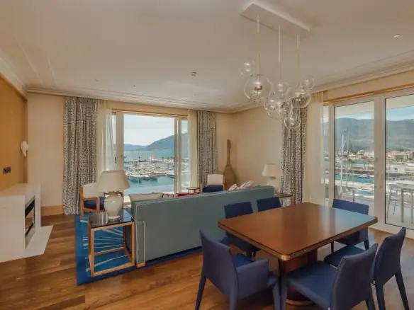 Dvosoban stan 147 m² – Gorica, Tivat — fotografija 4