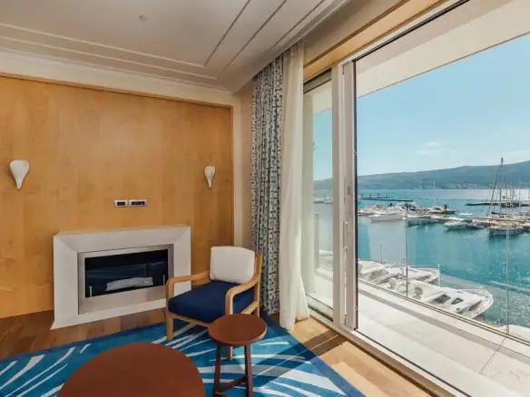 Dvosoban stan 147 m² – Gorica, Tivat — fotografija 10