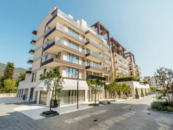 Dvosoban stan 174 m² – Gorica, Tivat — fotografija 13