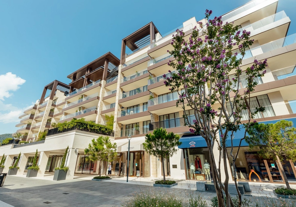 Dvosoban-stan-sa-terasom-i-bazenom-Gorica-Tivat-13 Dvosoban stan 174 m² – Gorica, Tivat — fotografija 14