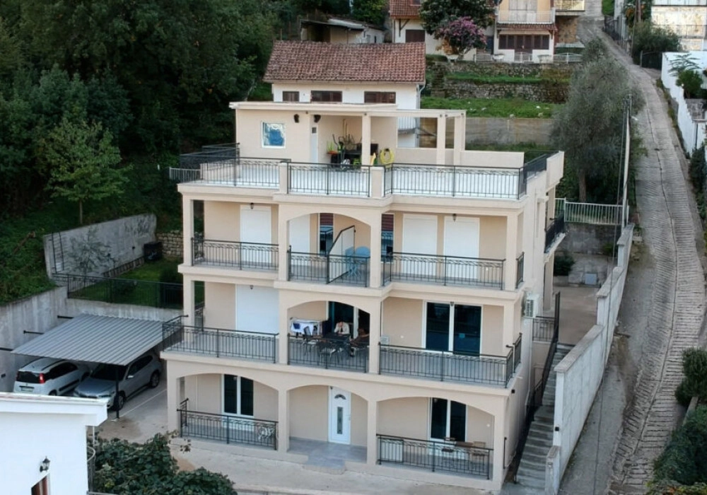 Kuca-na-prvoj-liniji-do-mora-u-Stolivu-Kotor-1 Kuća – Stoliv, Kotor — fotografija 2