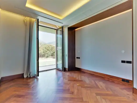 Dvosoban stan 175 m² – Gorica, Tivat — fotografija 4