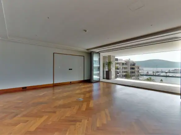 Dvosoban stan 175 m² – Gorica, Tivat — fotografija 10
