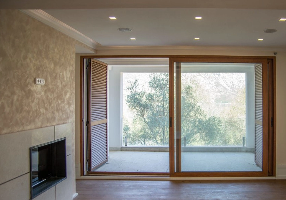 Kuca-na-prvoj-liniji-do-mora-u-Stolivu-Kotor-3 Kuća 584 m² – Stoliv, Kotor — fotografija 4