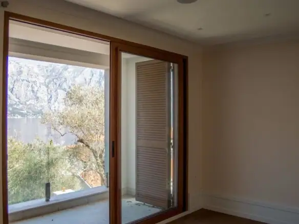 Kuća 584 m² – Stoliv, Kotor — fotografija 5