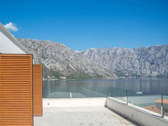 Kuća 584 m² – Stoliv, Kotor — fotografija 9