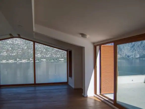 Kuća 584 m² – Stoliv, Kotor — fotografija 14