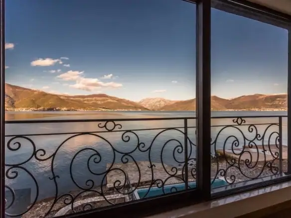 Kuća 420 m² – Krašići, Tivat — fotografija 6