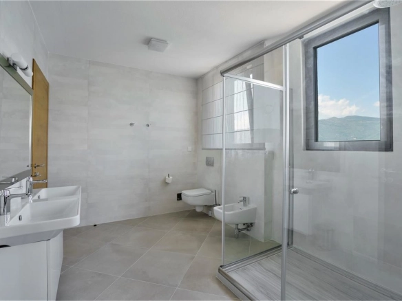 Kuća 420 m² – Krašići, Tivat — fotografija 14