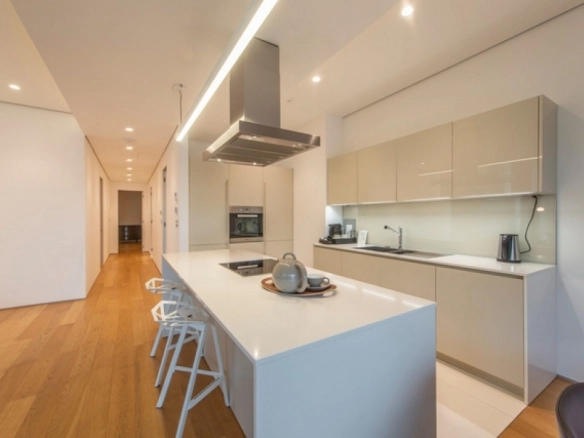 Dvosoban stan 277 m² – Boreti, Budva — fotografija 9