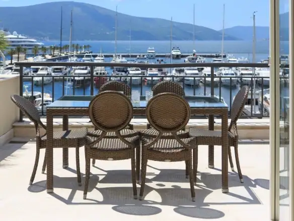 Dvosoban stan 288 m² – Gorica, Tivat — fotografija 10