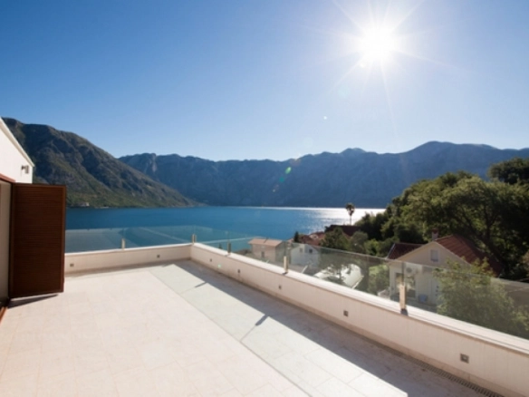 Kuća 300 m² – Stoliv, Kotor — fotografija 2