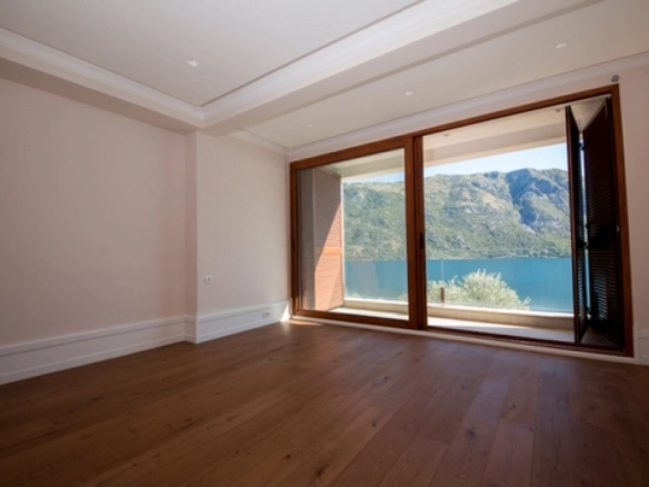 Kuća 300 m² – Stoliv, Kotor — fotografija 11