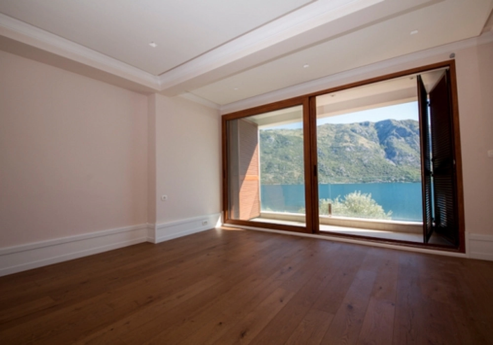 Nova-kuca-sa-pogledom-na-more-u-Stolivu-Kotor-10 Kuća 300 m² – Stoliv, Kotor — fotografija 11