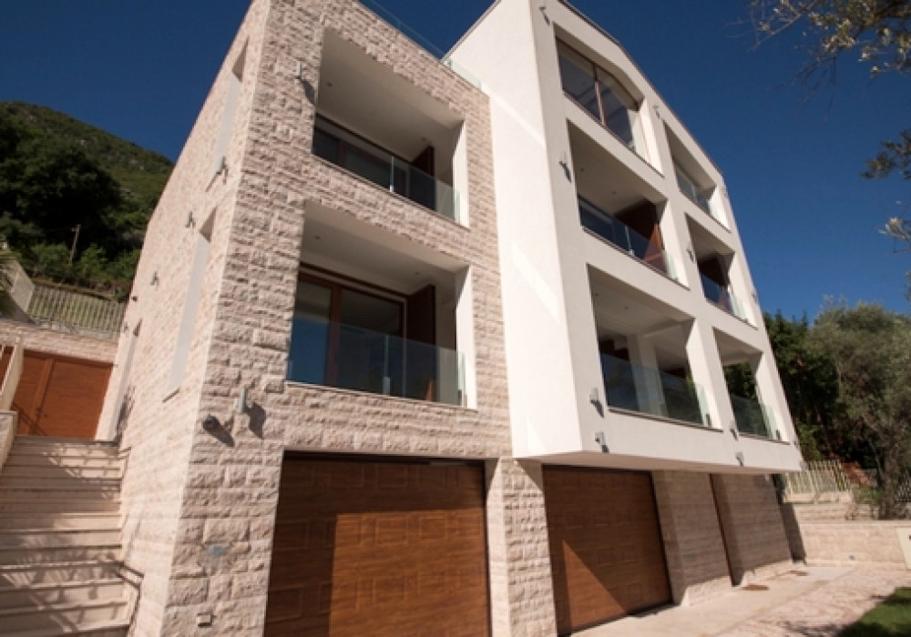 Nova-kuca-sa-pogledom-na-more-u-Stolivu-Kotor-11 Kuća 300 m² – Stoliv, Kotor — fotografija 12
