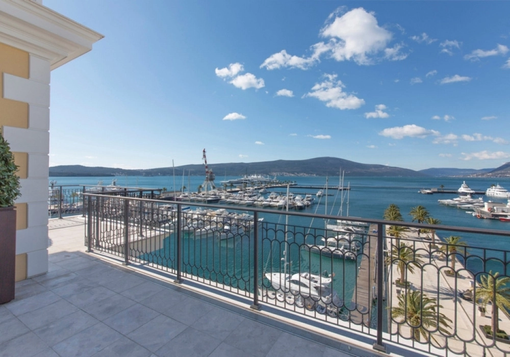 Trosoban-stan-u-Porto-Montenegru-Gorica-Tivat-1 Trosoban stan 236 m² – Gorica, Tivat — fotografija 2