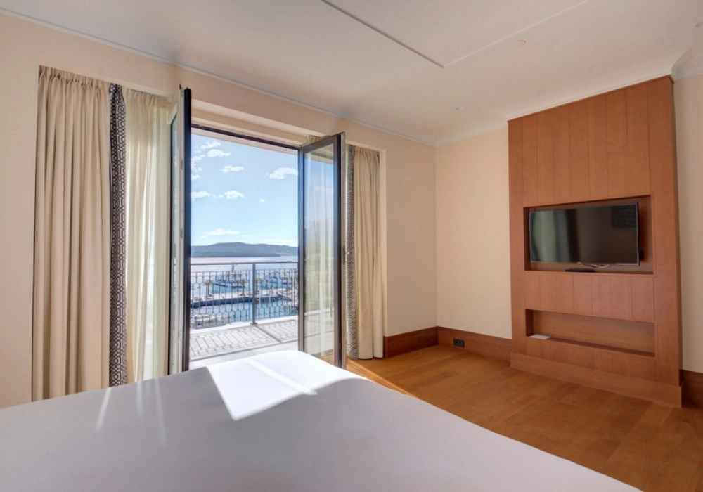 Trosoban-stan-u-Porto-Montenegru-Gorica-Tivat-8 Trosoban stan 236 m² – Gorica, Tivat — fotografija 9