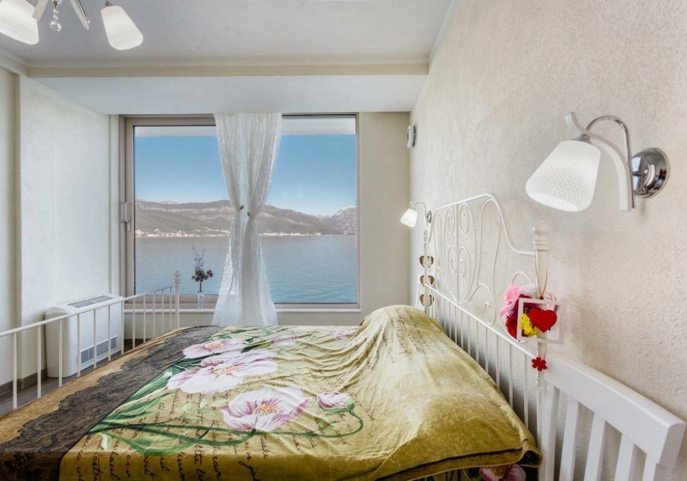 Kuca-sa-vlastitim-vezom-u-Krasicima-Tivat-4 Kuća – Krašići, Tivat — fotografija 5