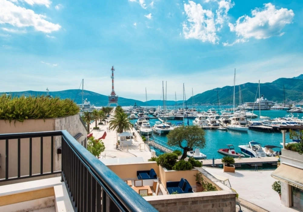 Cetvorosoban-stan-u-Porto-Montenegru-Gorica-Tivat Četvorosoban stan u Porto Montenegru