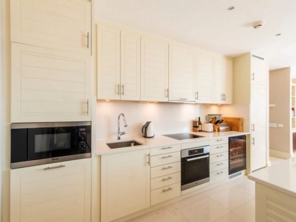 Četvorosoban stan 328 m² – Gorica, Tivat — fotografija 9