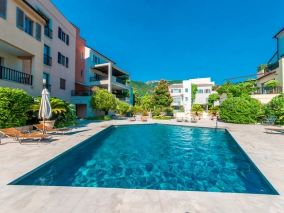 Četvorosoban stan 328 m² – Gorica, Tivat — fotografija 14