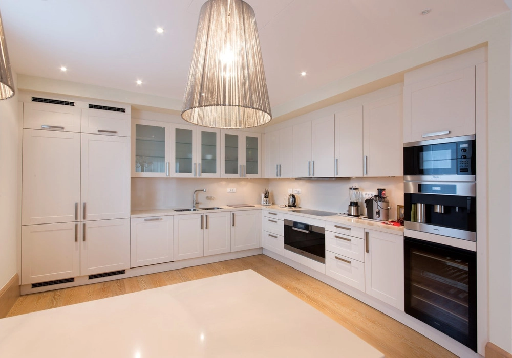 Trosoban-stan-sa-bazenom-u-Porto-Montenegru-Tivat-8 Trosoban stan 361 m² – Gorica, Tivat — fotografija 9